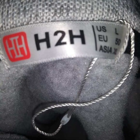 Helly Hansen Pullover - Picture 2 of 3